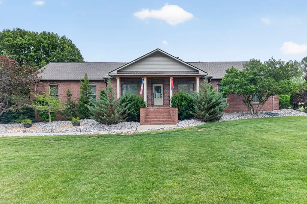 2235 Hidden Cove Road Cookeville TN 38506-7058