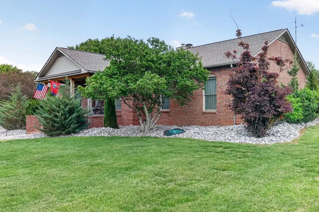 2235 Hidden Cove Road Cookeville TN 38506-7058