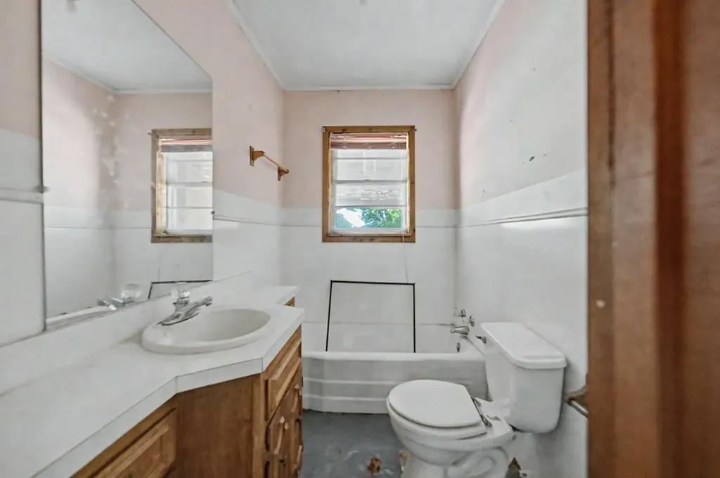 1755 Hawkins Crawford Cookeville TN 38501
