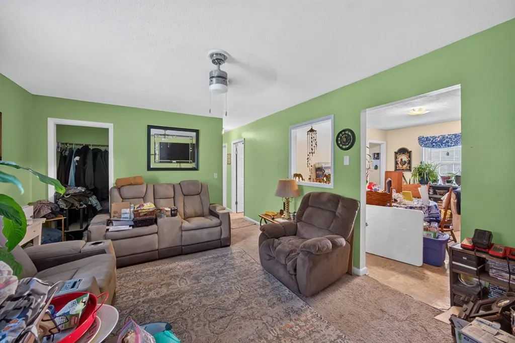 11279 Nashville Highway Baxter TN 38544