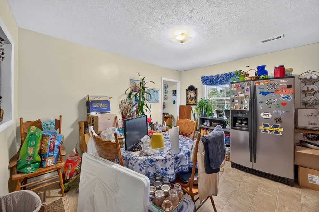 11279 Nashville Highway Baxter TN 38544