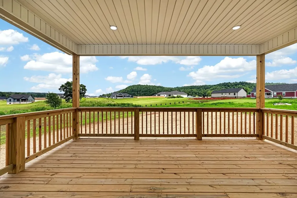 555 Dairy Barn Sparta TN 38583