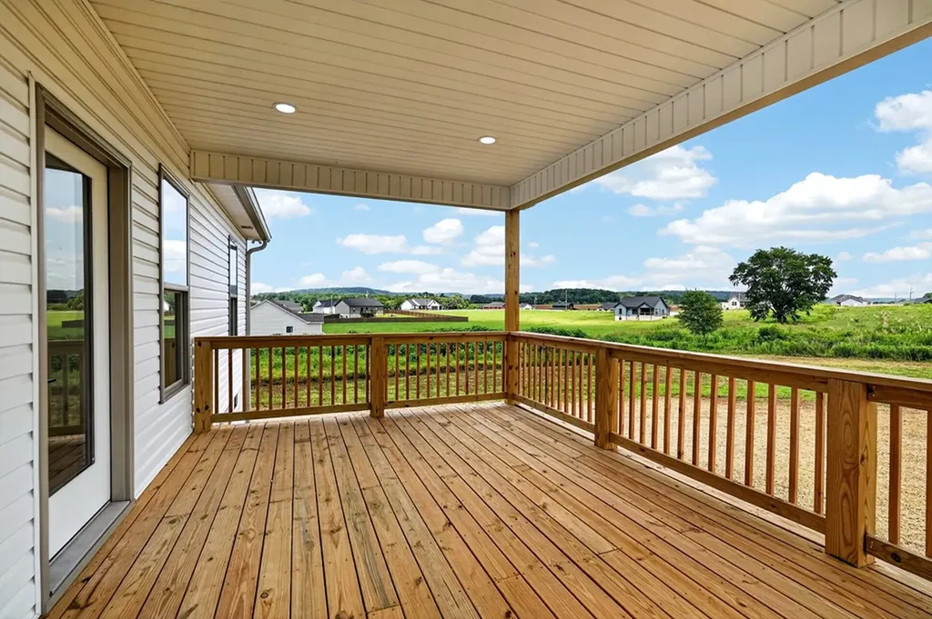 555 Dairy Barn Sparta TN 38583
