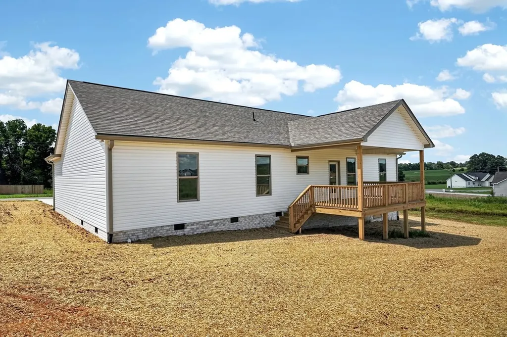555 Dairy Barn Sparta TN 38583