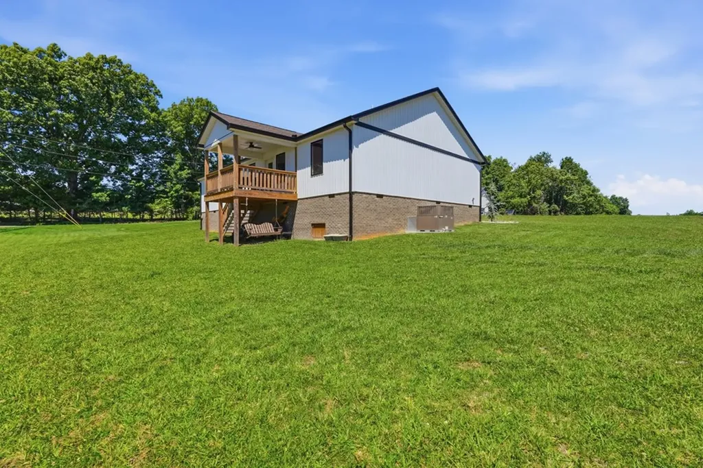 103 Joe Harris Lane Cookeville TN 38506