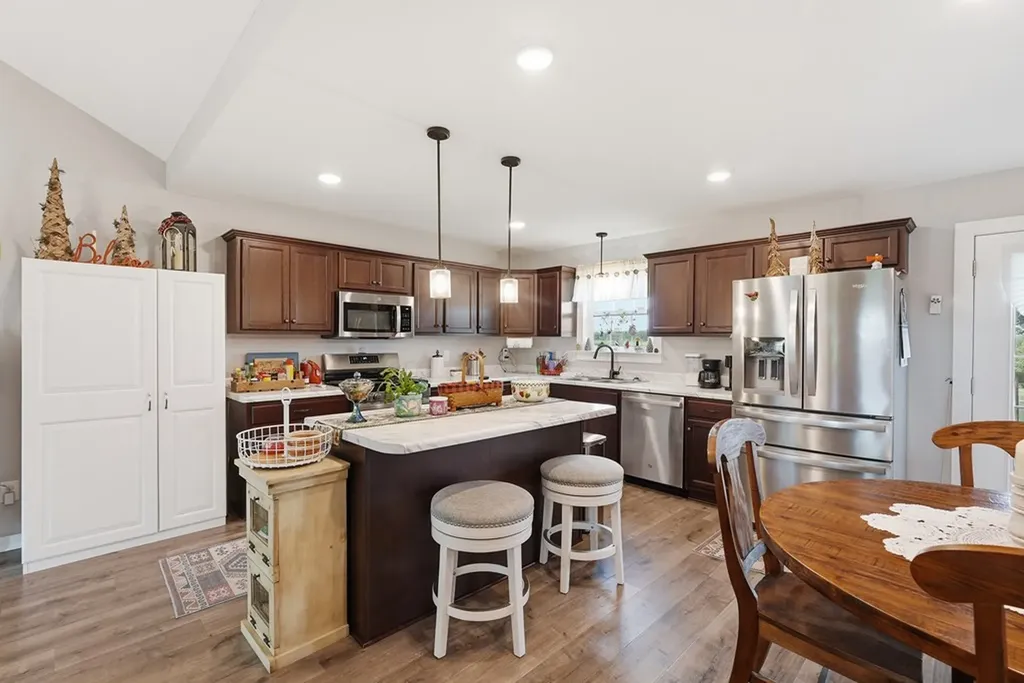 1767 Purvin Lollar Road Sparta TN 38583
