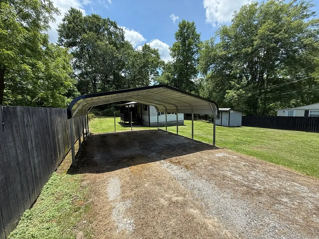 119 Clayborn Avenue Jamestown TN 38556