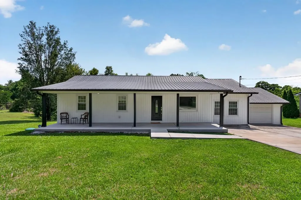 119 Vandy Circle Sparta TN 38583