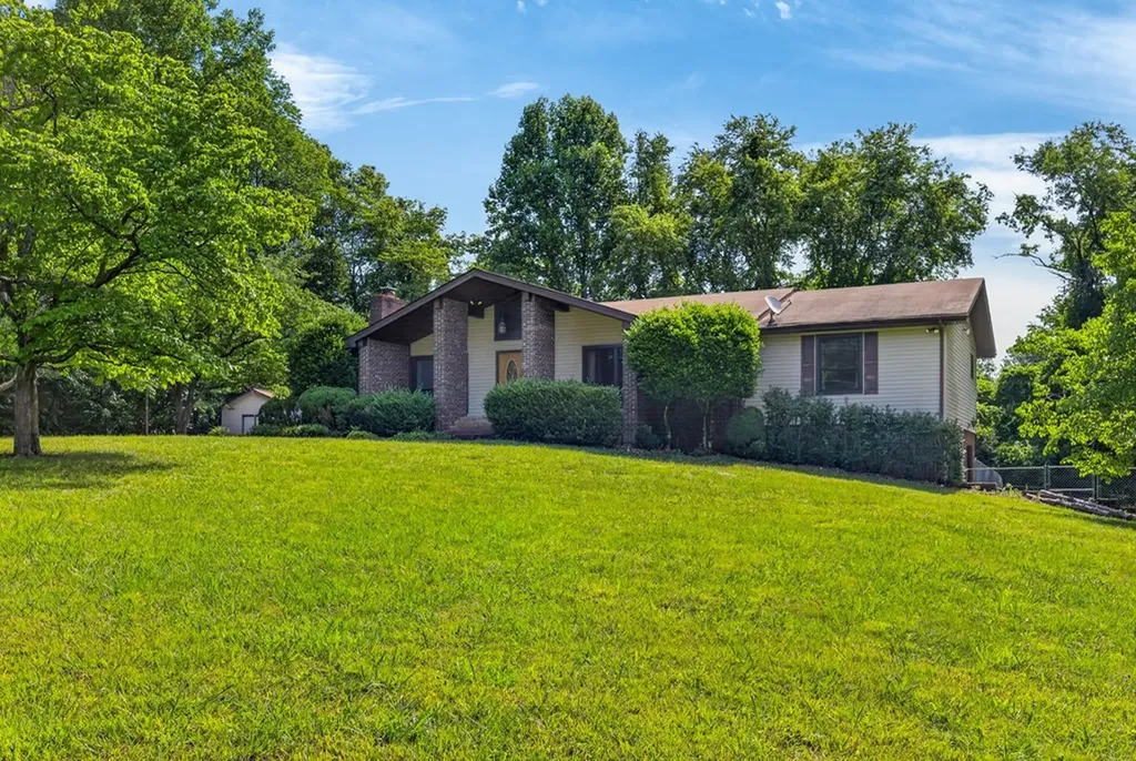 2650 Oak Park Drive Cookeville TN 38506