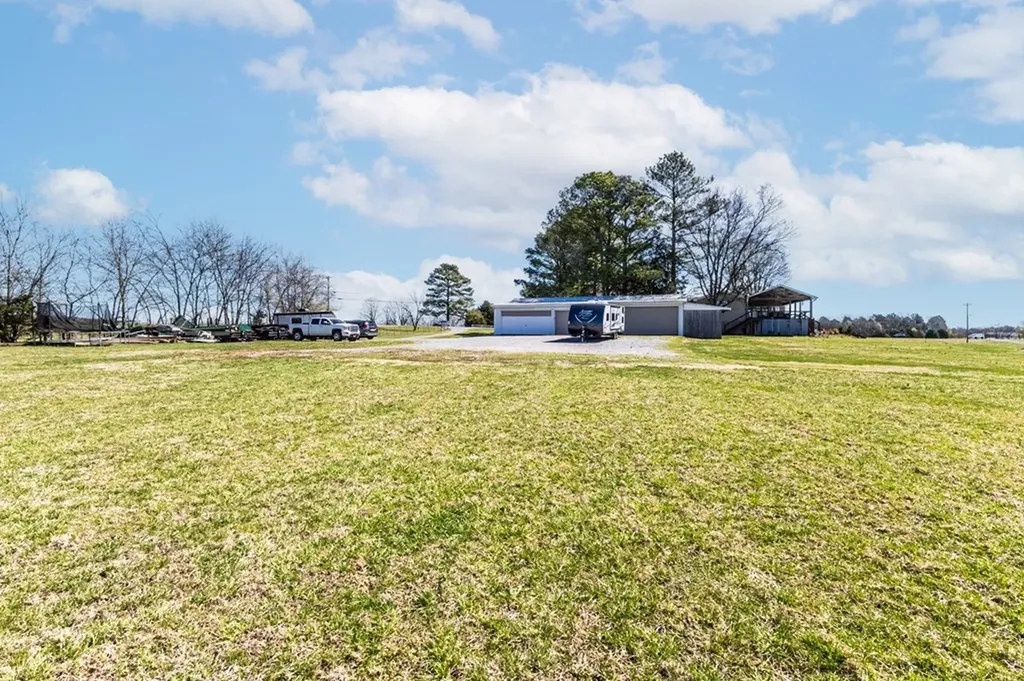 2484 Coles Ferry Pike Lebanon TN 37087