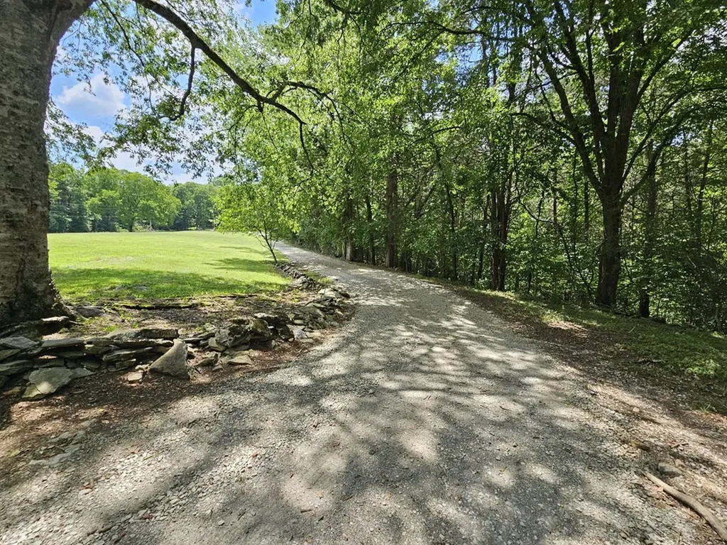 294 Lakeside Drive Carthage TN 37030-2324
