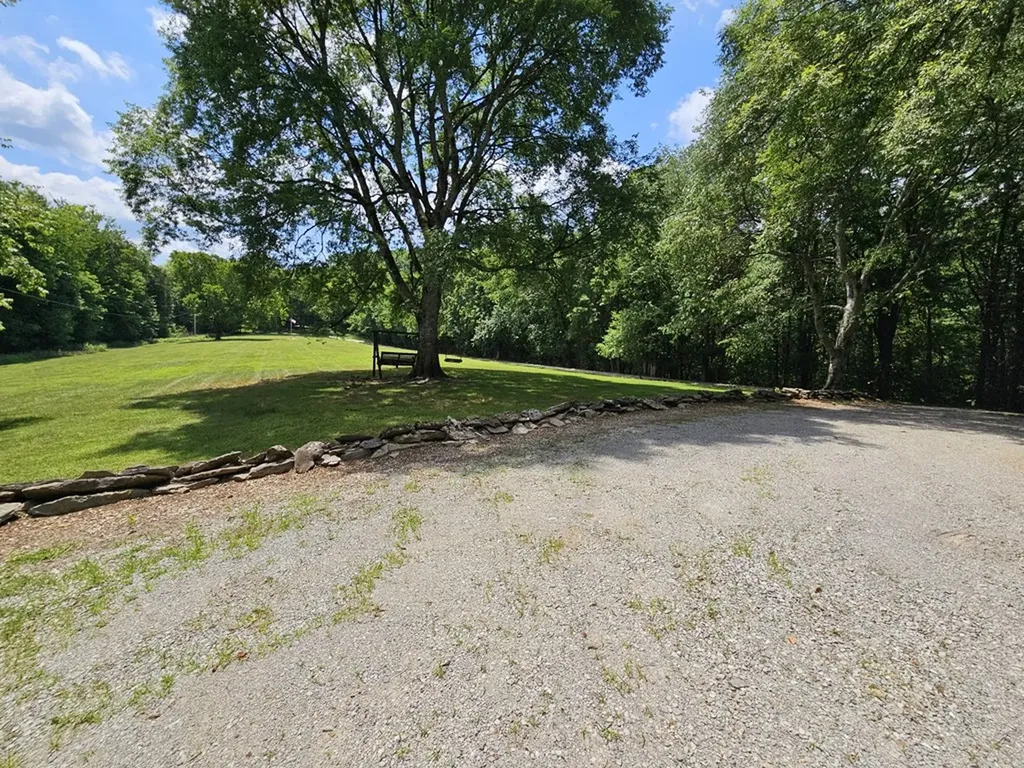 294 Lakeside Drive Carthage TN 37030-2324