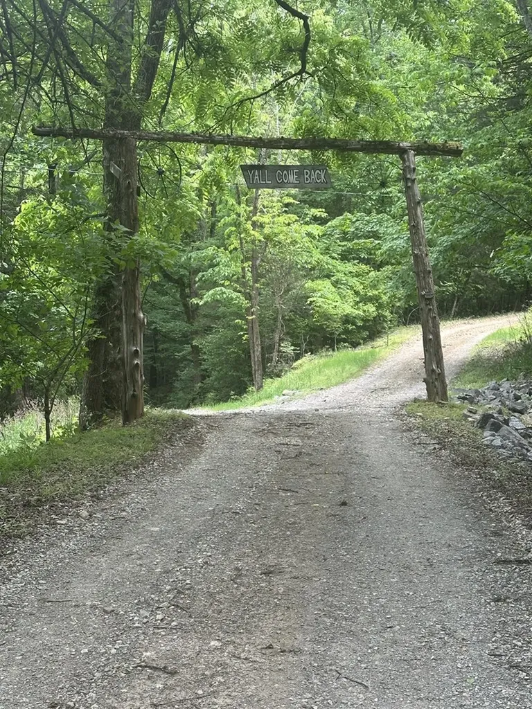 294 Lakeside Drive Carthage TN 37030-2324