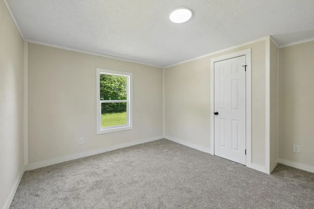 5219 Hancock Road Silver Point TN 38582-6131