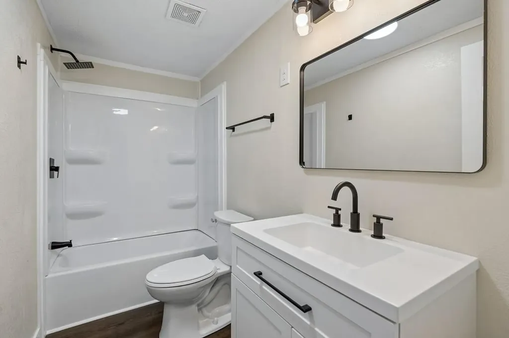 5219 Hancock Road Silver Point TN 38582-6131