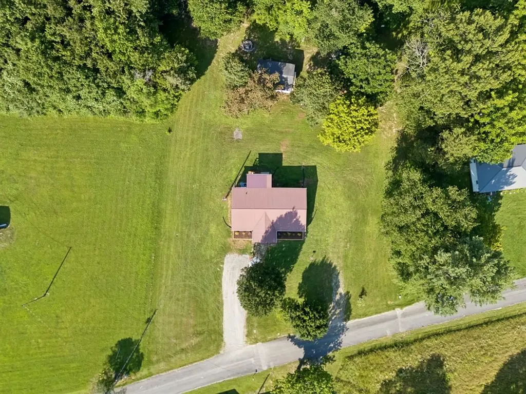 5219 Hancock Road Silver Point TN 38582-6131