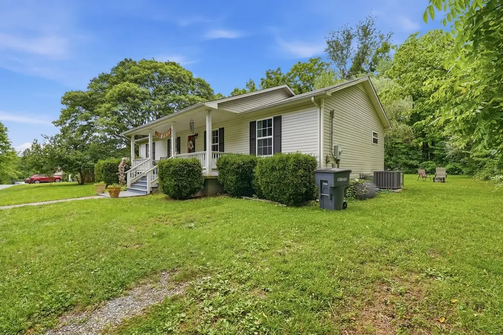 348 Vinson Avenue Cookeville TN 38501