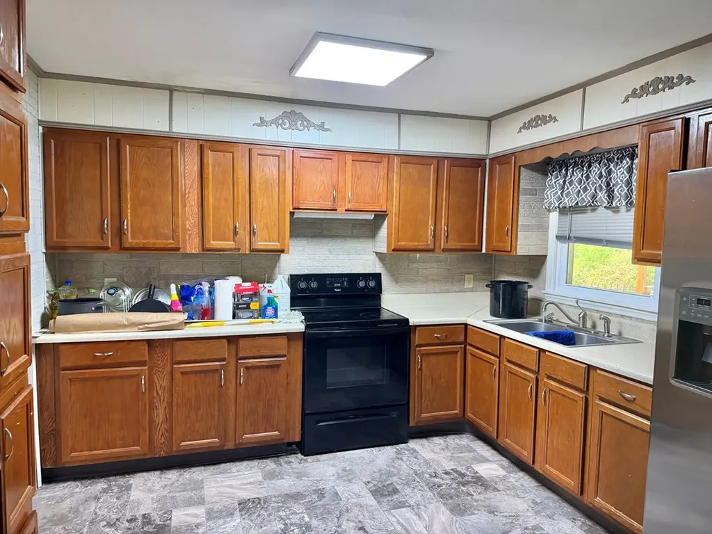1589 Potato Farm Road Crossville TN 38571