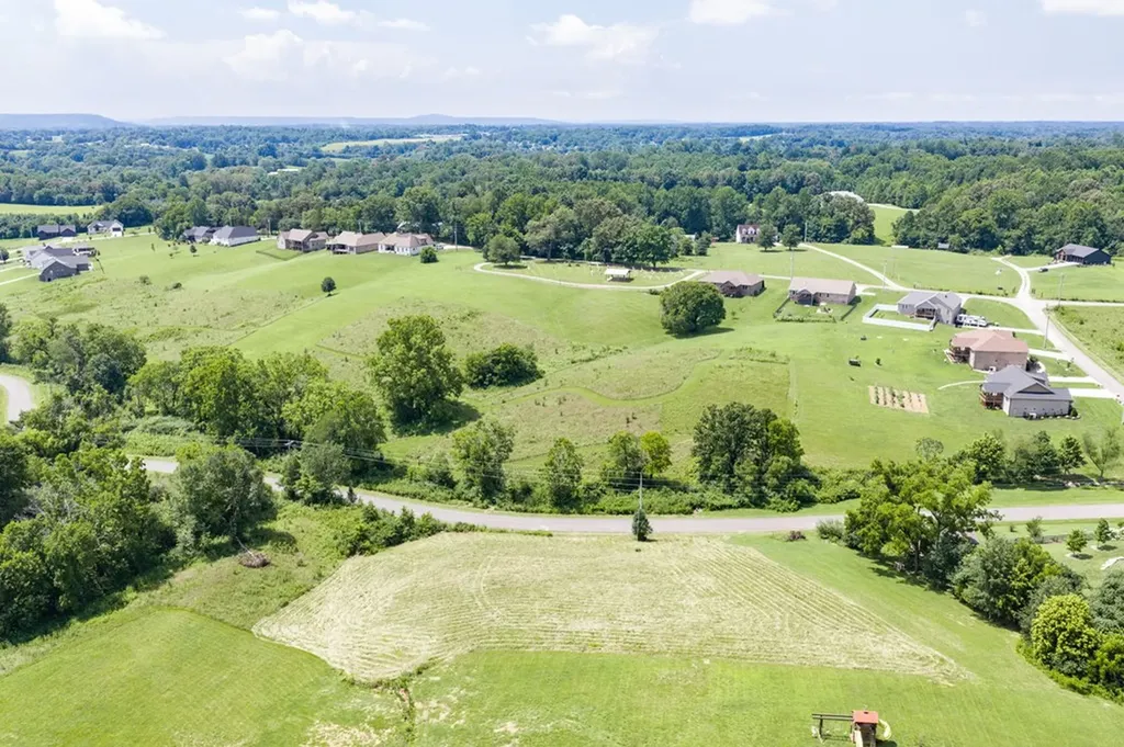 612 Thompson Creek Lane Cookeville TN 38506