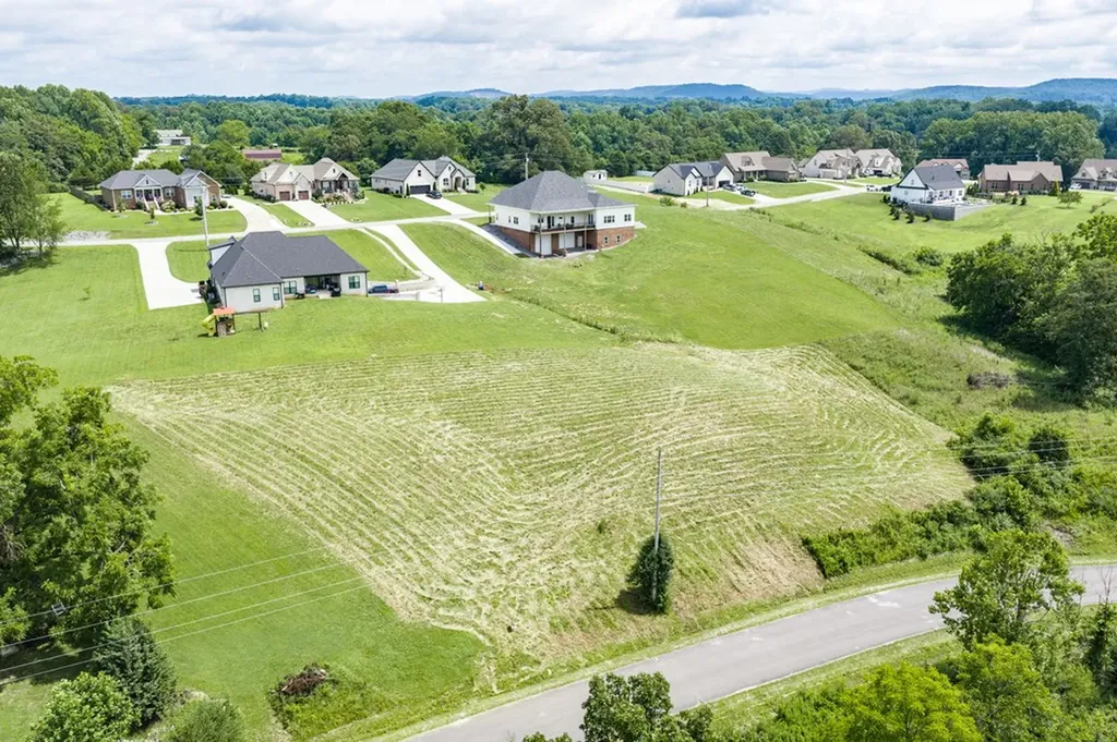 612 Thompson Creek Lane Cookeville TN 38506