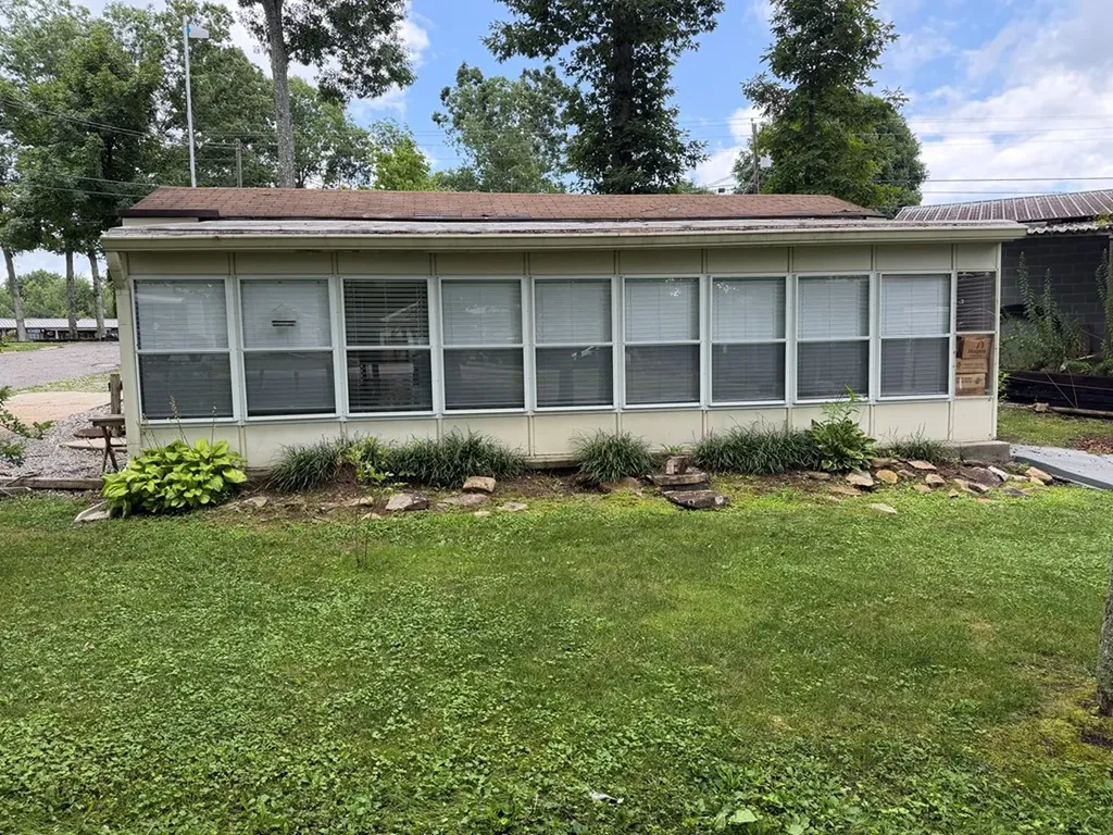 160 Apache Trail Crossville TN 38572
