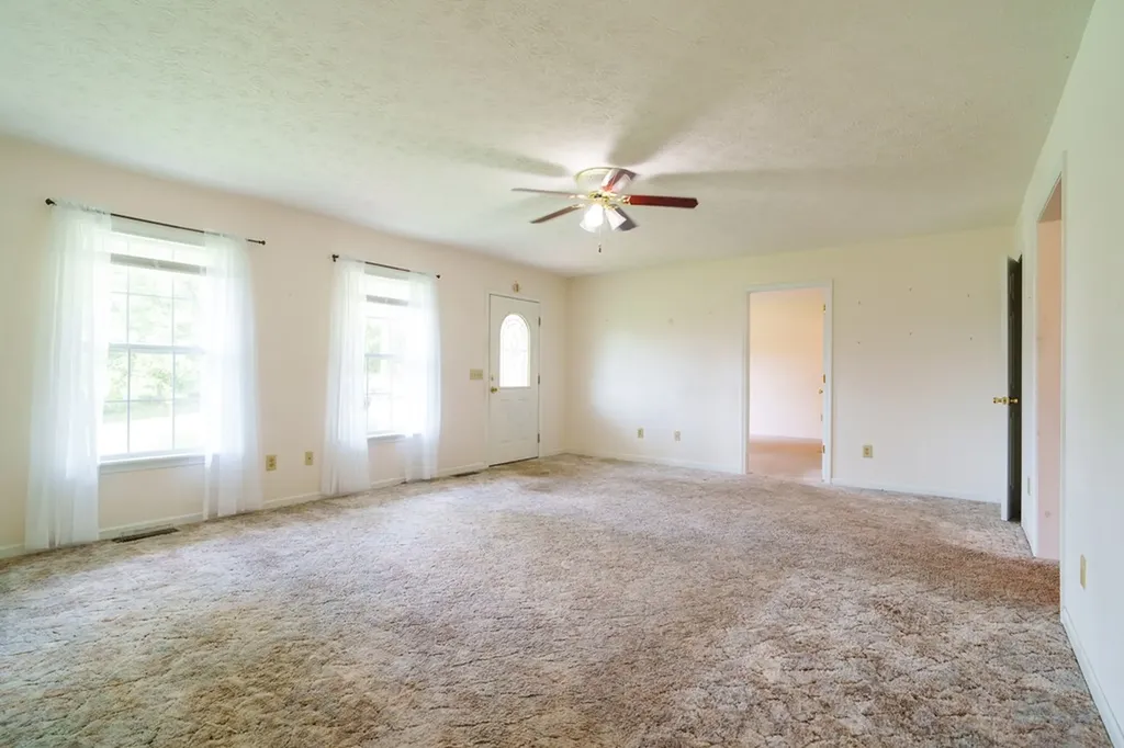1051 Johnnie Bud Lane Cookeville TN 38501