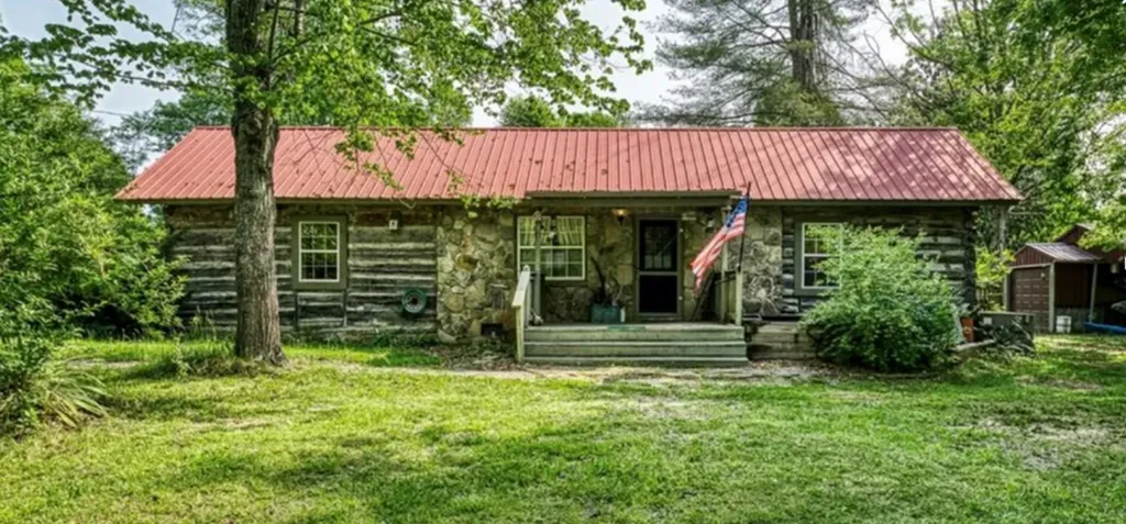 210 Kingwood Drive Sparta TN 38583
