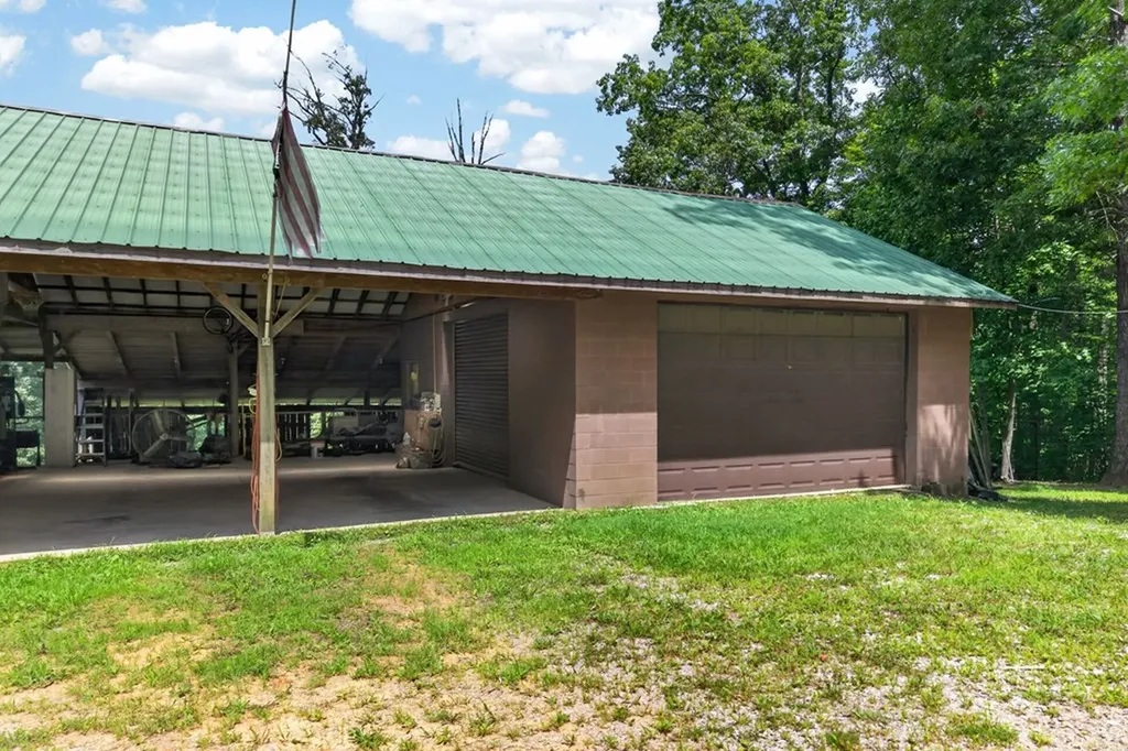 513 S 513 Valley Ridge Road Jamestown TN 38556