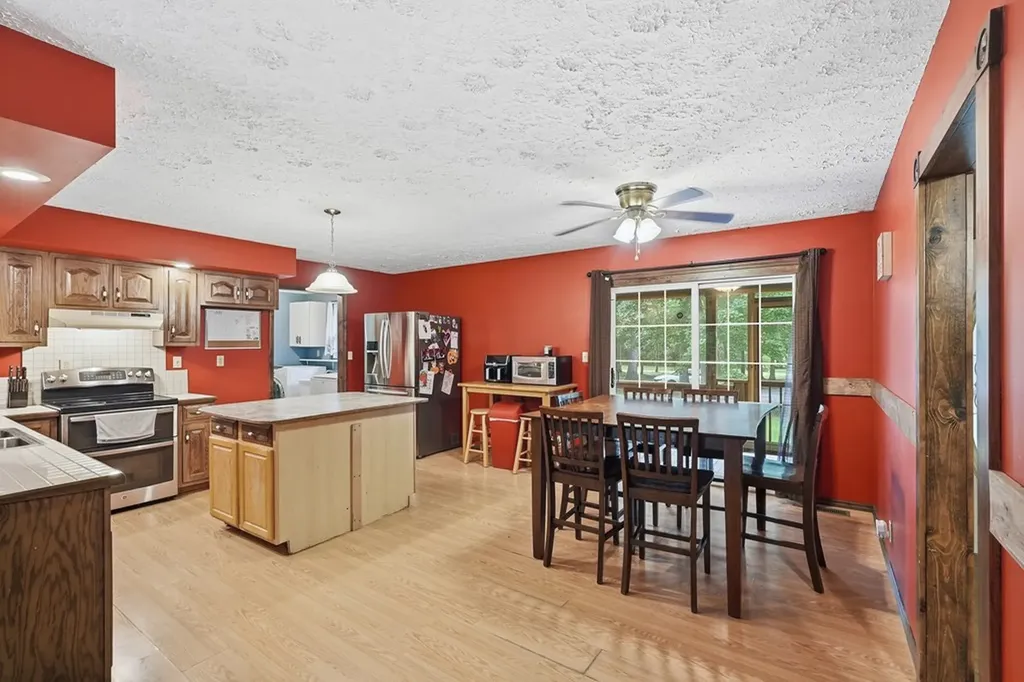 3291 Cumberland Lakes Drive Monterey TN 38574