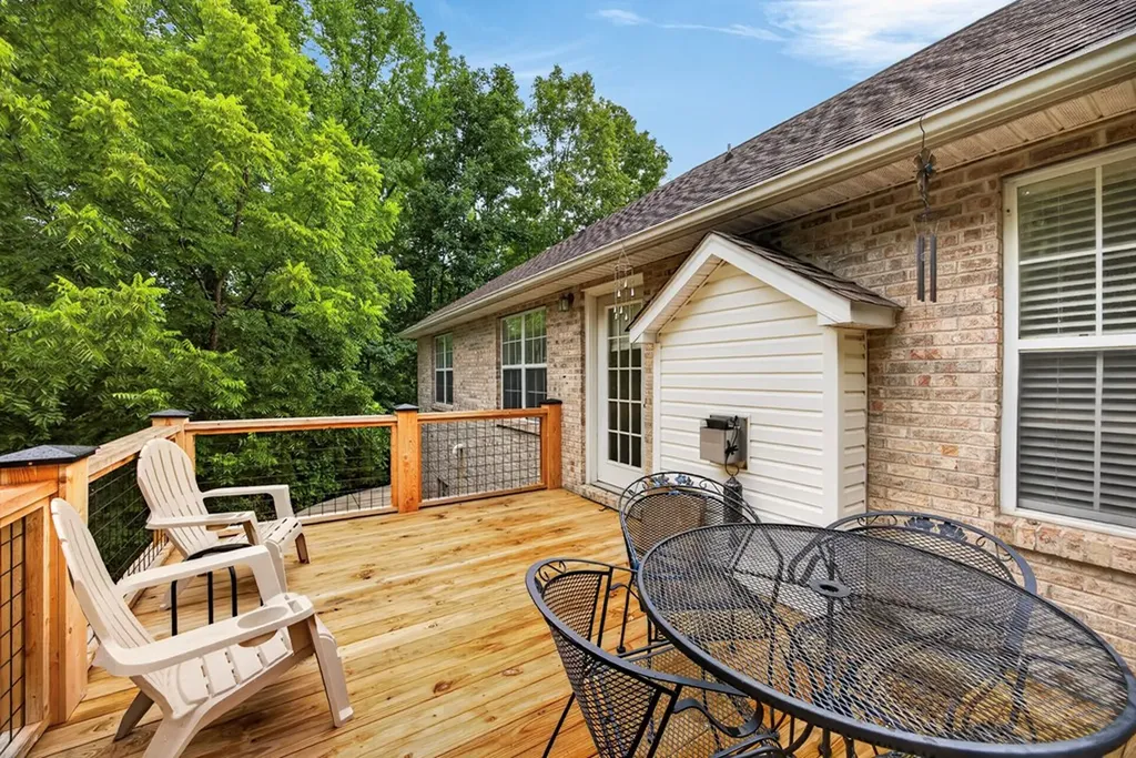 1540 Little John Lane Cookeville TN 38501