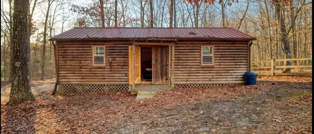 360 Joe Barnett Road Jamestown TN 38556
