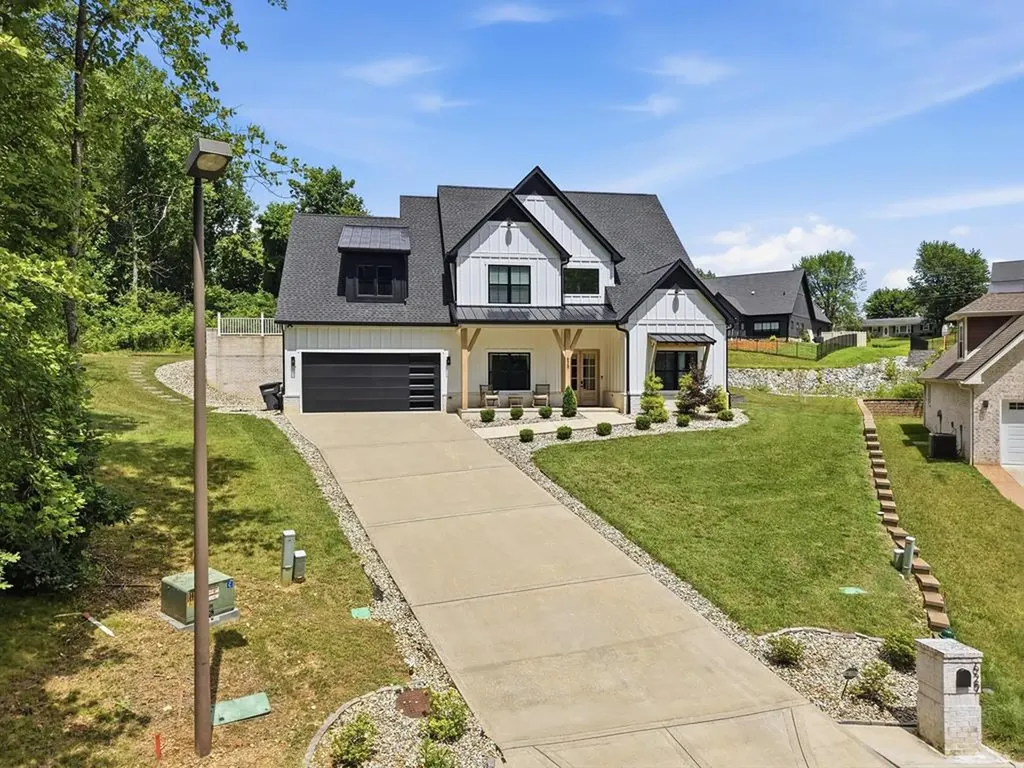 629 Longstreet Drive Cookeville TN 38506