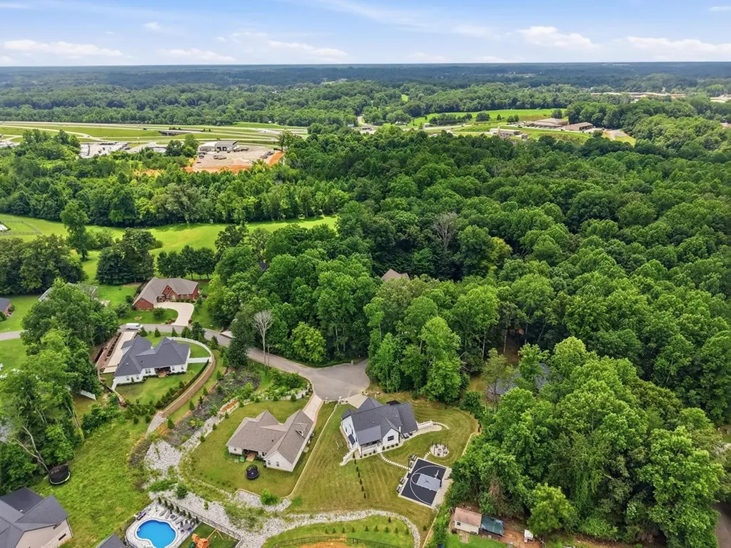 629 Longstreet Drive Cookeville TN 38506