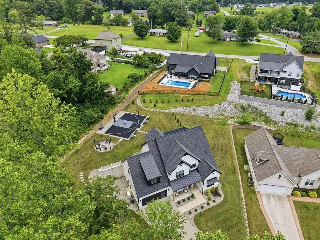 629 Longstreet Drive Cookeville TN 38506