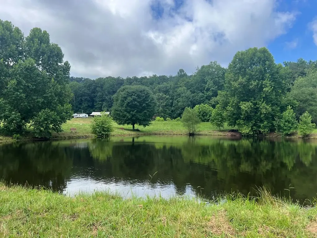 8499 Round Cove Road Sparta TN 38583