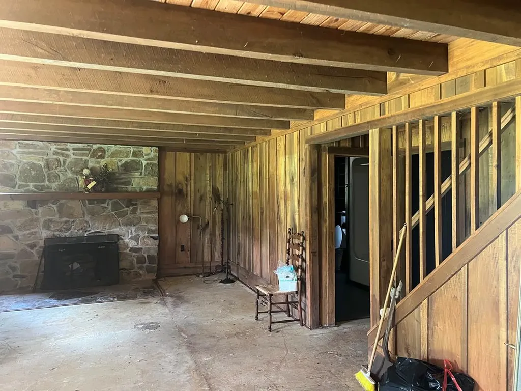 8499 Round Cove Road Sparta TN 38583