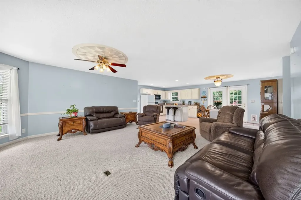 199 Moore Lane Dowelltown TN 37059