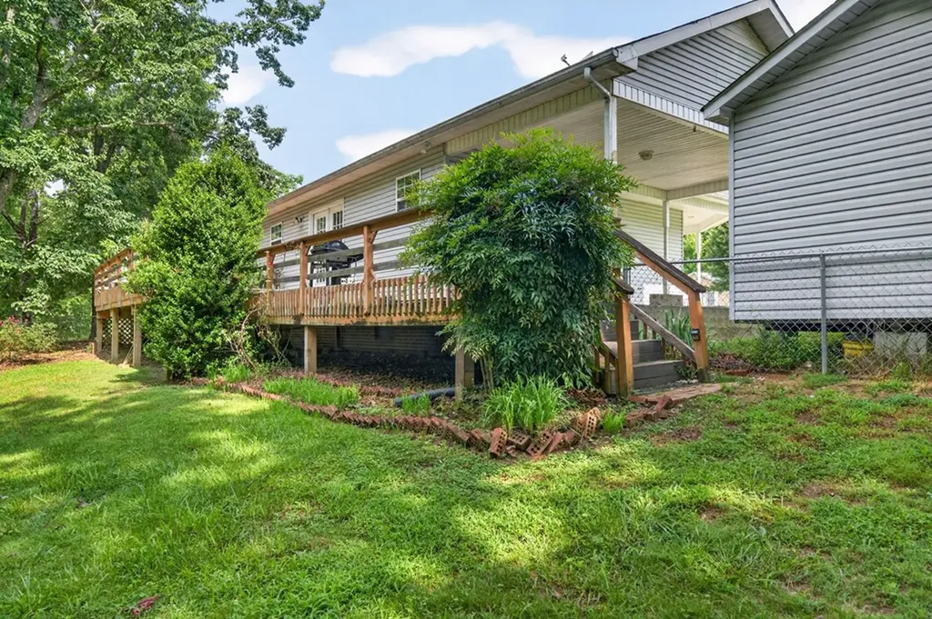 199 Moore Lane Dowelltown TN 37059