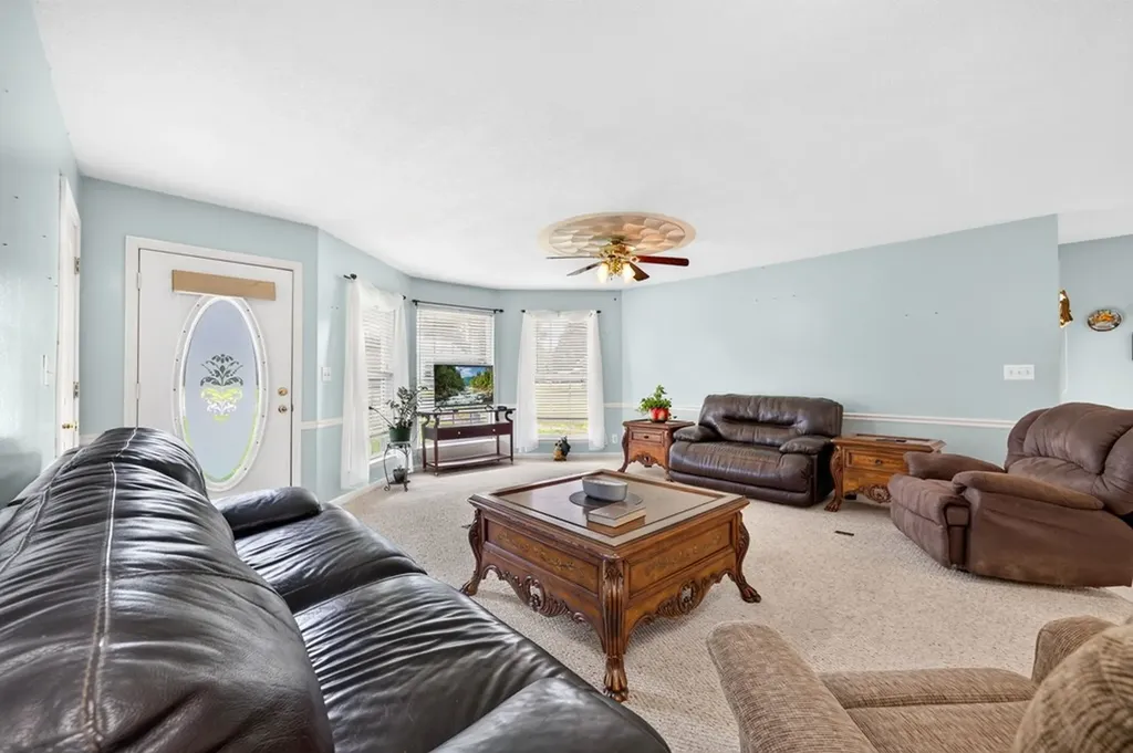 199 Moore Lane Dowelltown TN 37059
