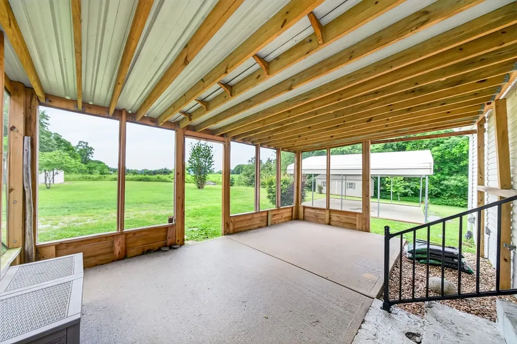 1513 Earl Jones Road Crossville TN 38555