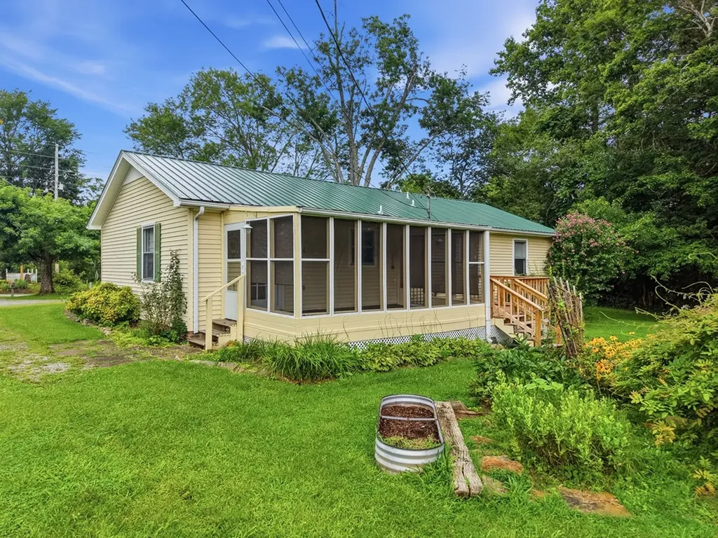 193 W Whitehall Road Cookeville TN 38501
