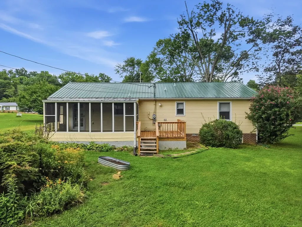 193 W Whitehall Road Cookeville TN 38501