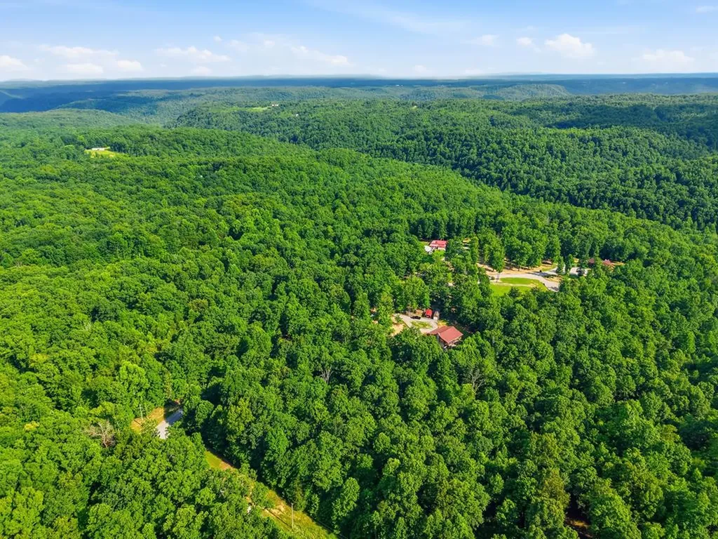 5010 Hidden Lane Crawford TN 38554