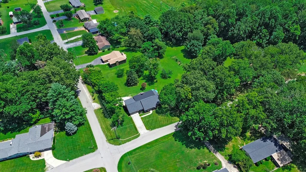 335 Woodland Street Livingston TN 38570