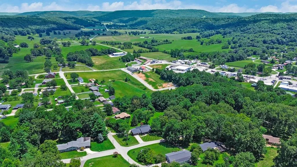 335 Woodland Street Livingston TN 38570