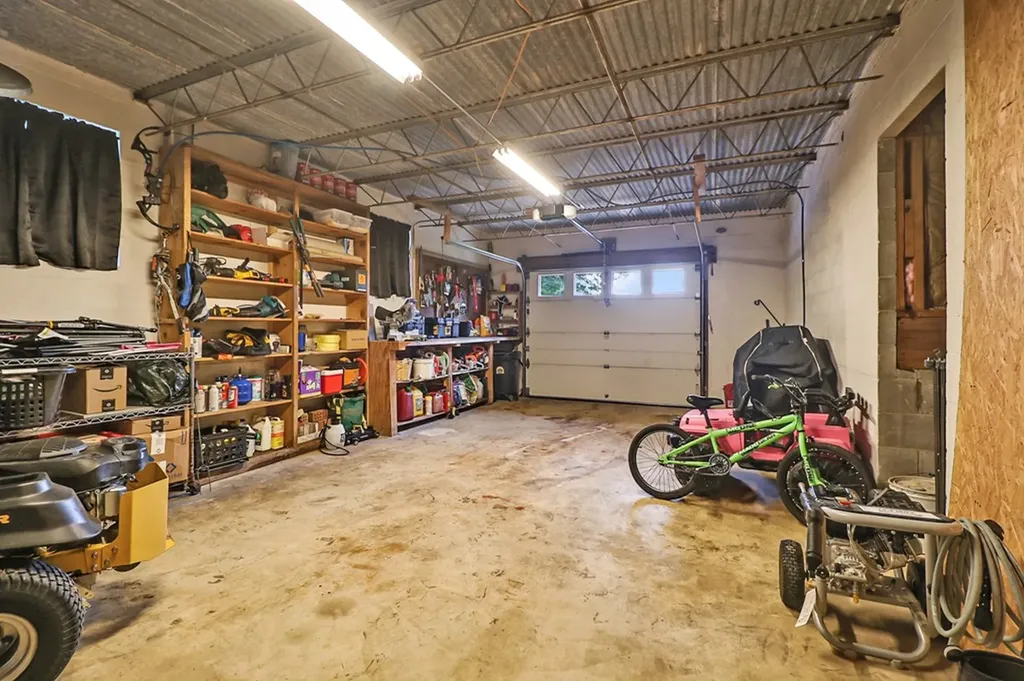 335 Woodland Street Livingston TN 38570