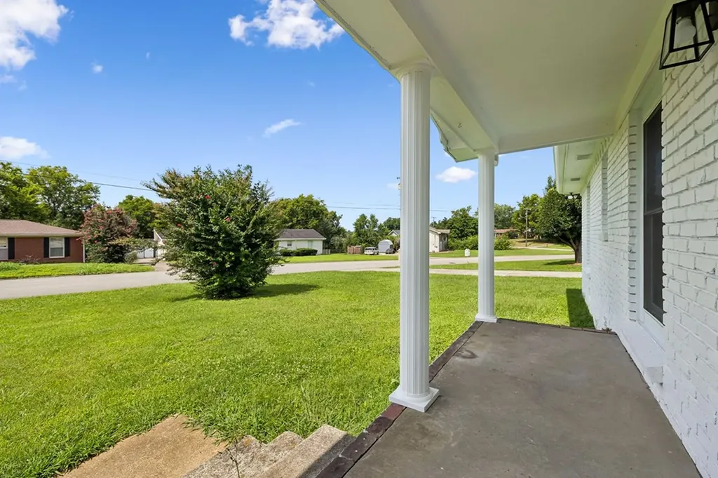 145 Southridge Drive Nashville TN 37207