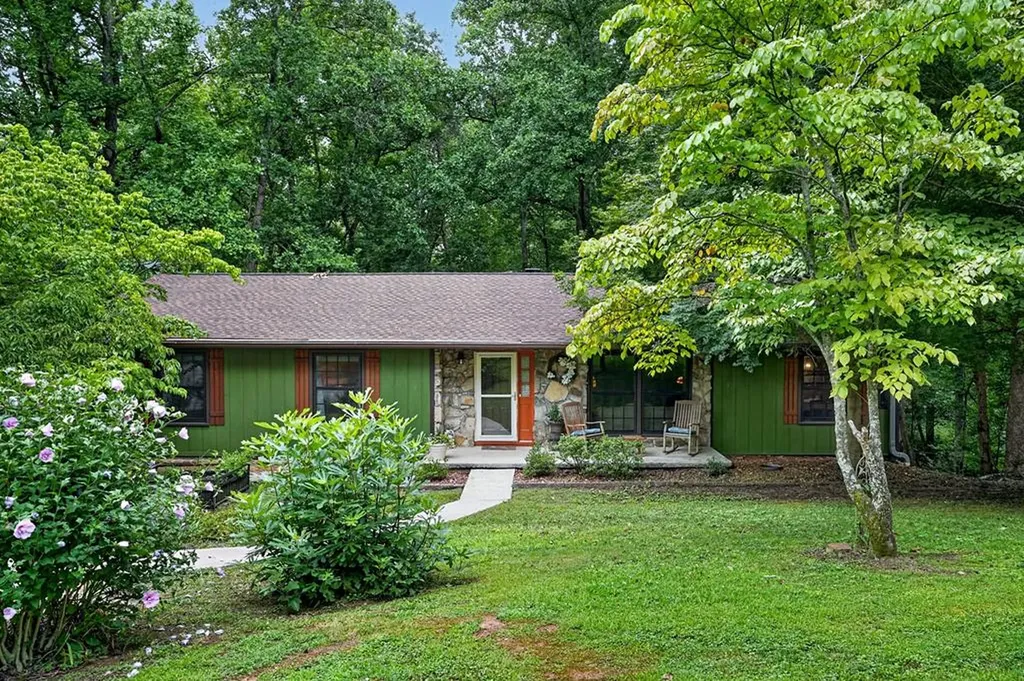 1545 Little John Lane Cookeville TN 38501