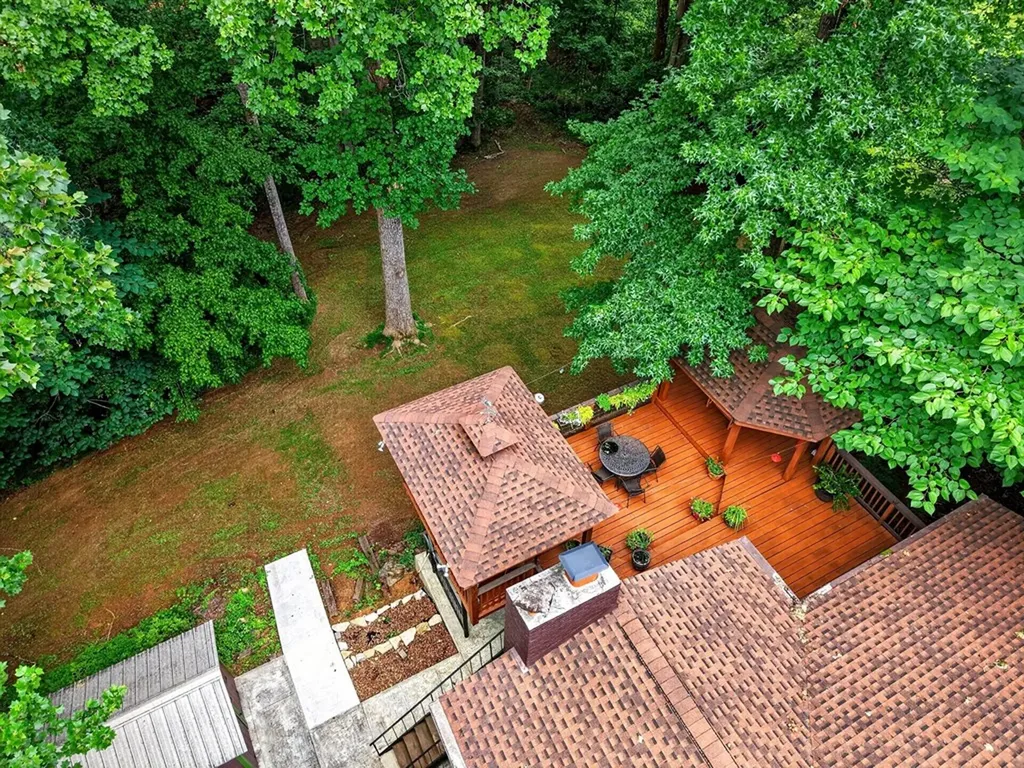 1545 Little John Lane Cookeville TN 38501