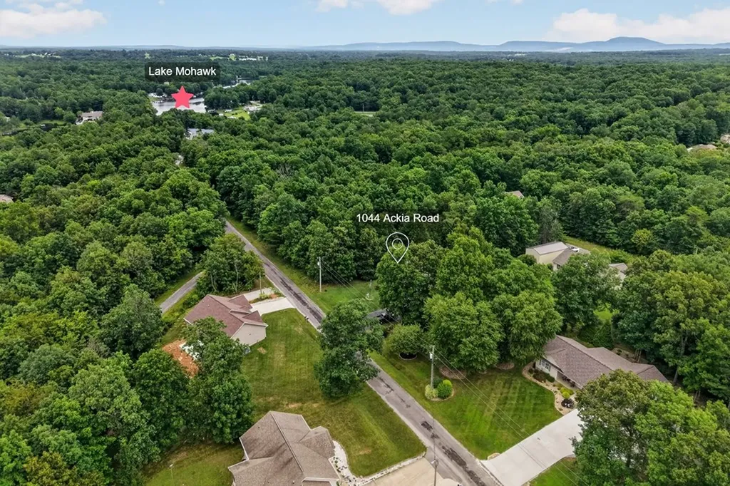 1044 Ackia Drive Crossville TN 38572